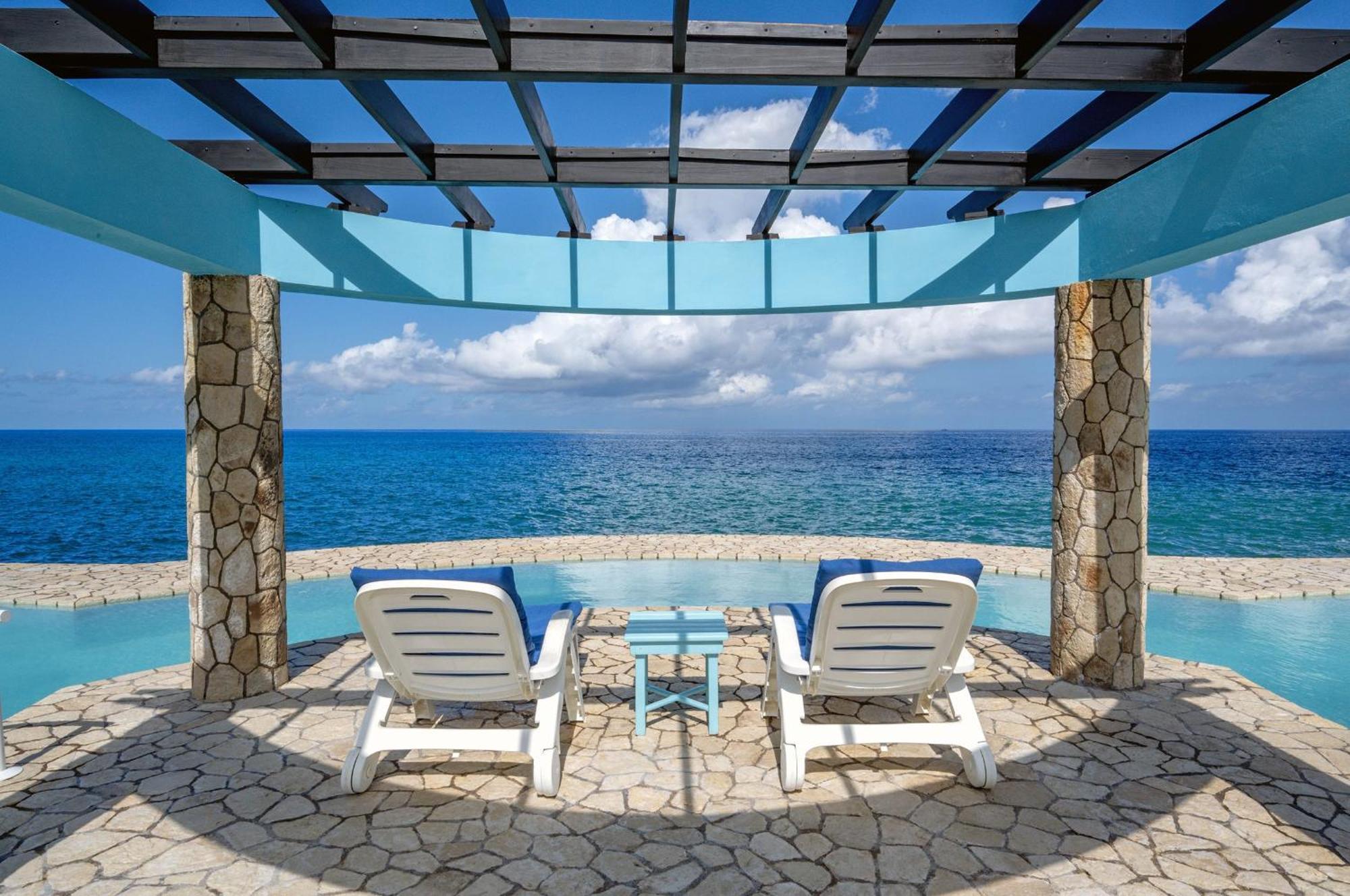 Ocean Cliff Hotel Negril Limited - Adults Only المظهر الخارجي الصورة