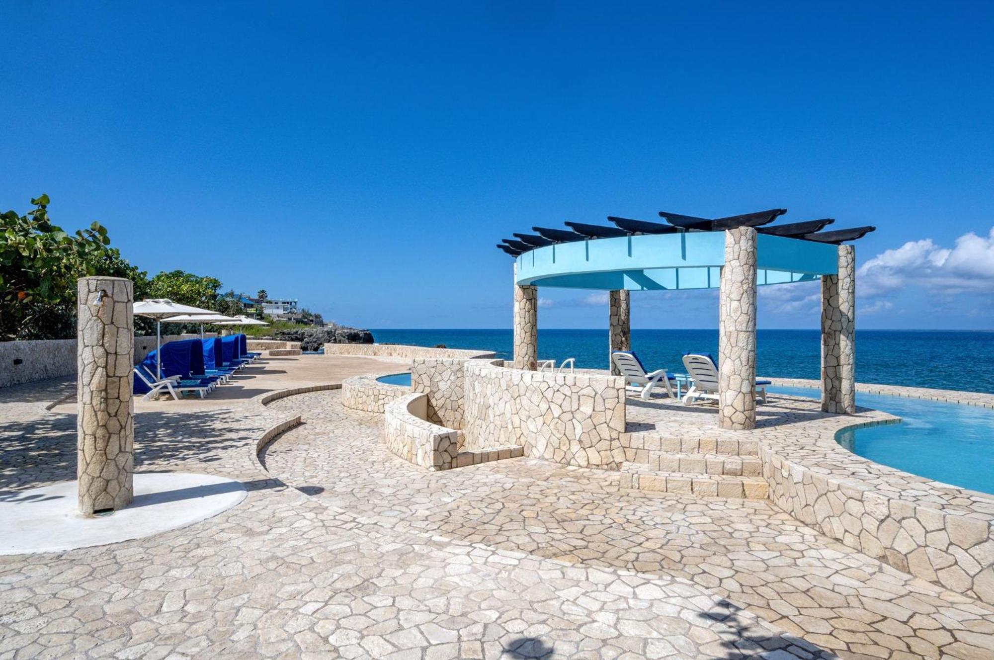 Ocean Cliff Hotel Negril Limited - Adults Only المظهر الخارجي الصورة